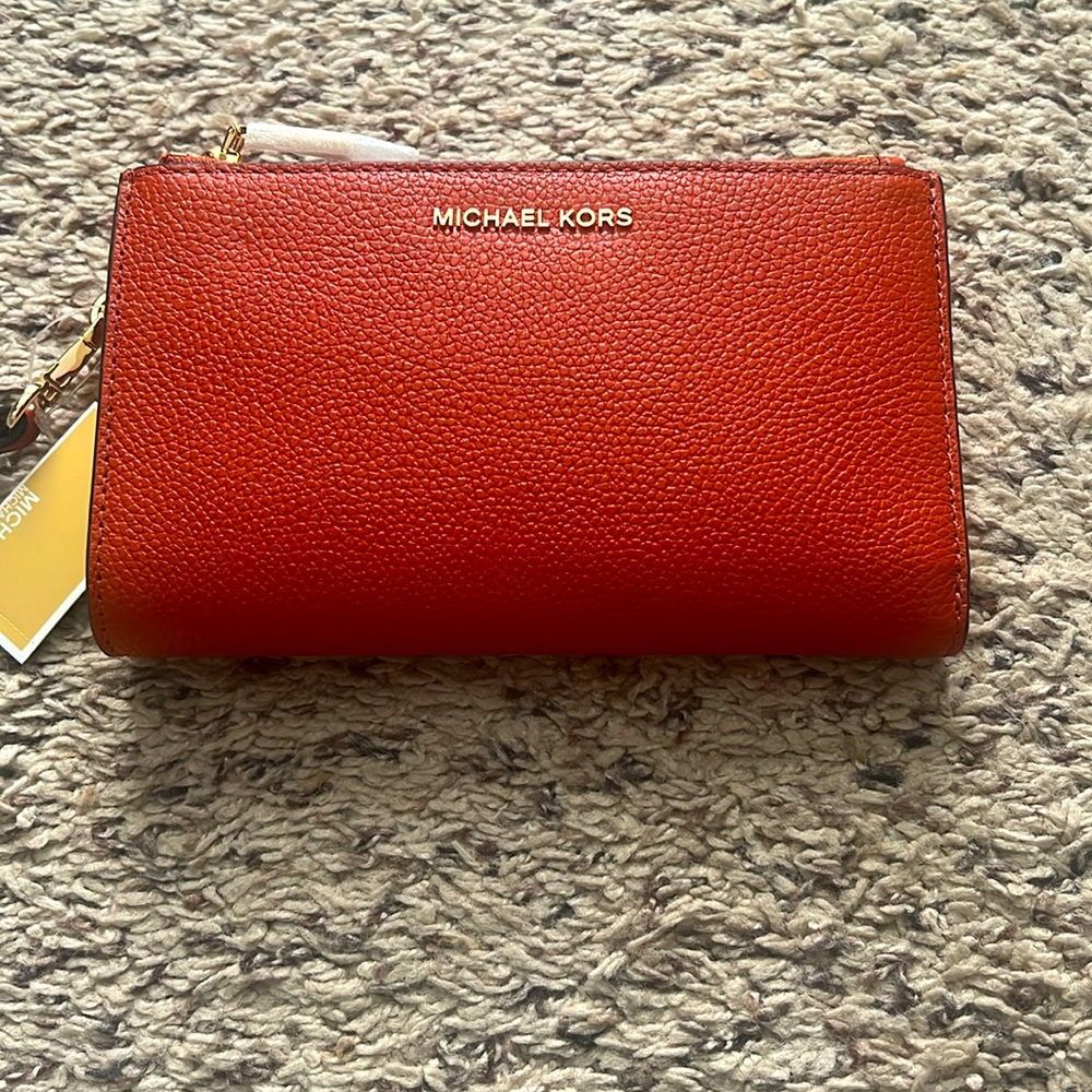 Michael Kors wristlet wallet NEW Deep Orange